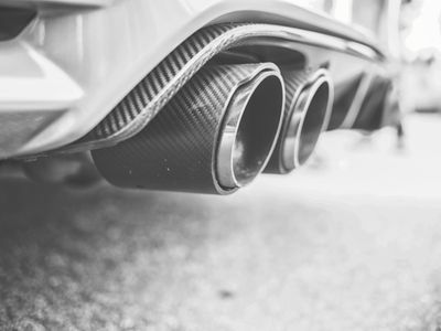 Abgasuntersuchung AU bei EOS Fahrzeugtechnik