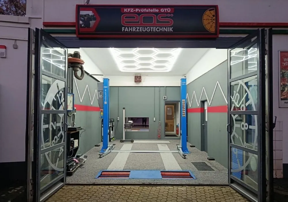 Neue GTÜ Prüfstelle von EOS Fahrzeugtechnik in Berlin-Lankwitz